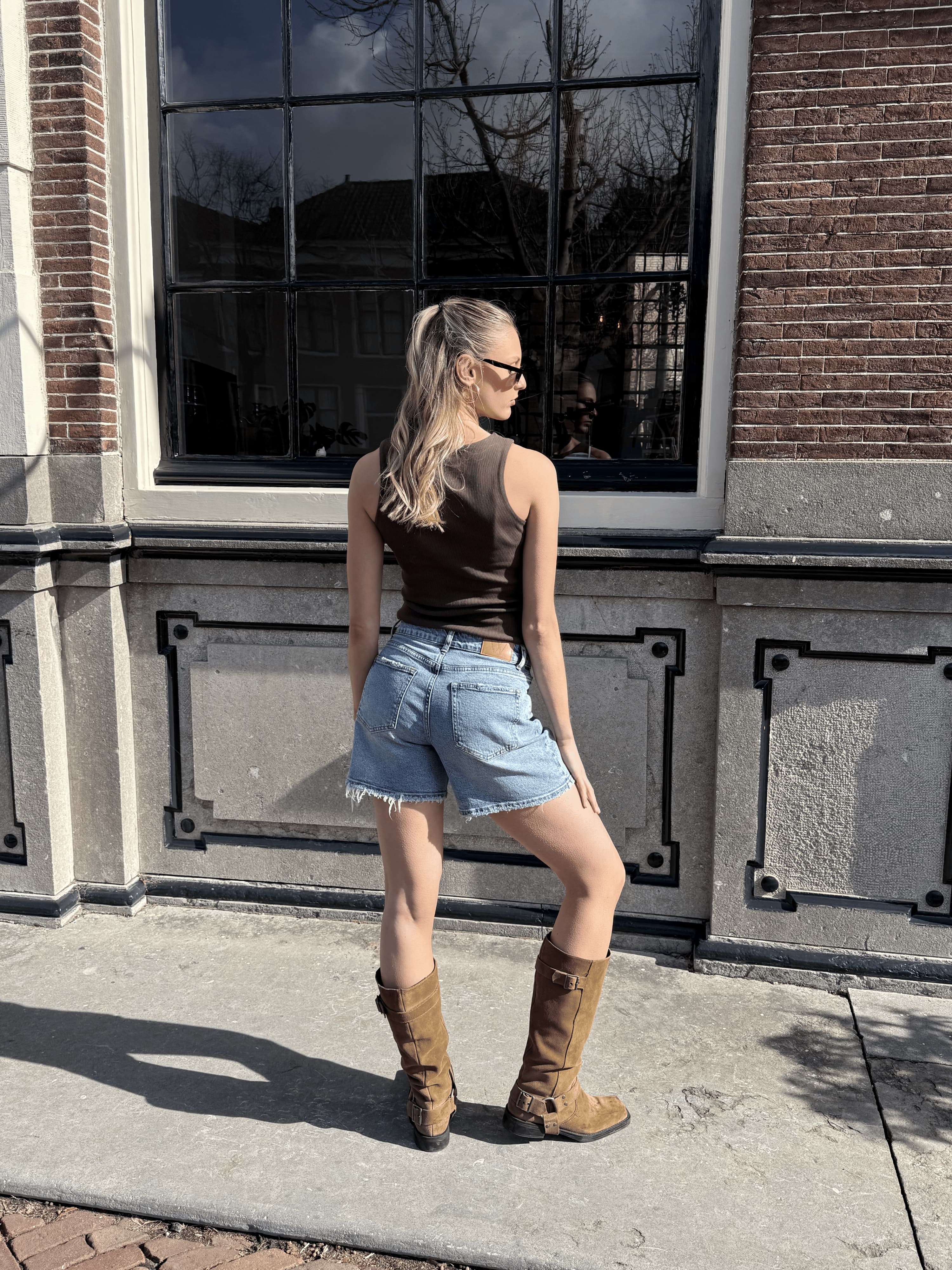 Noa Basic Tank Top | Bruin | Tall - Image 3