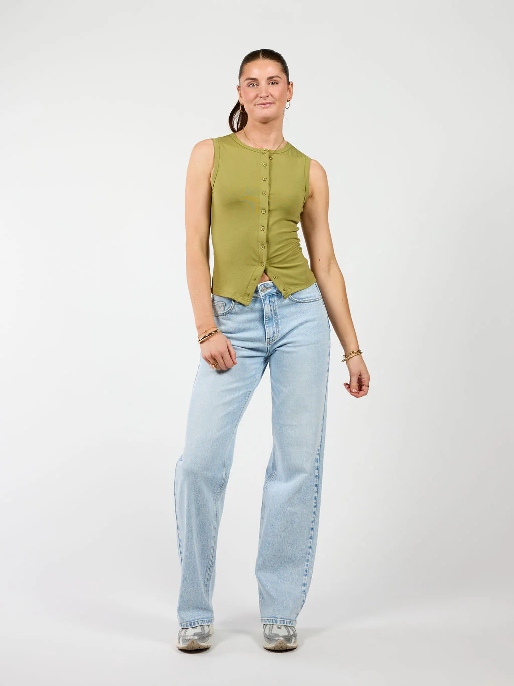 Hazel | Tanktop met knopen | Groen | Tall - Image 3