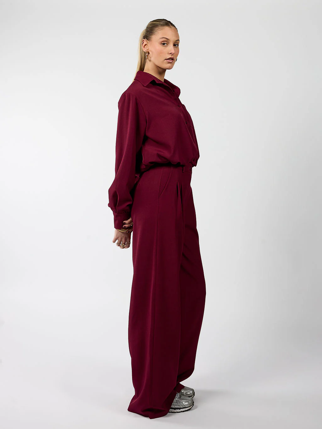 Jip | Cropped blouse | Bordeaux | Tall - Image 9