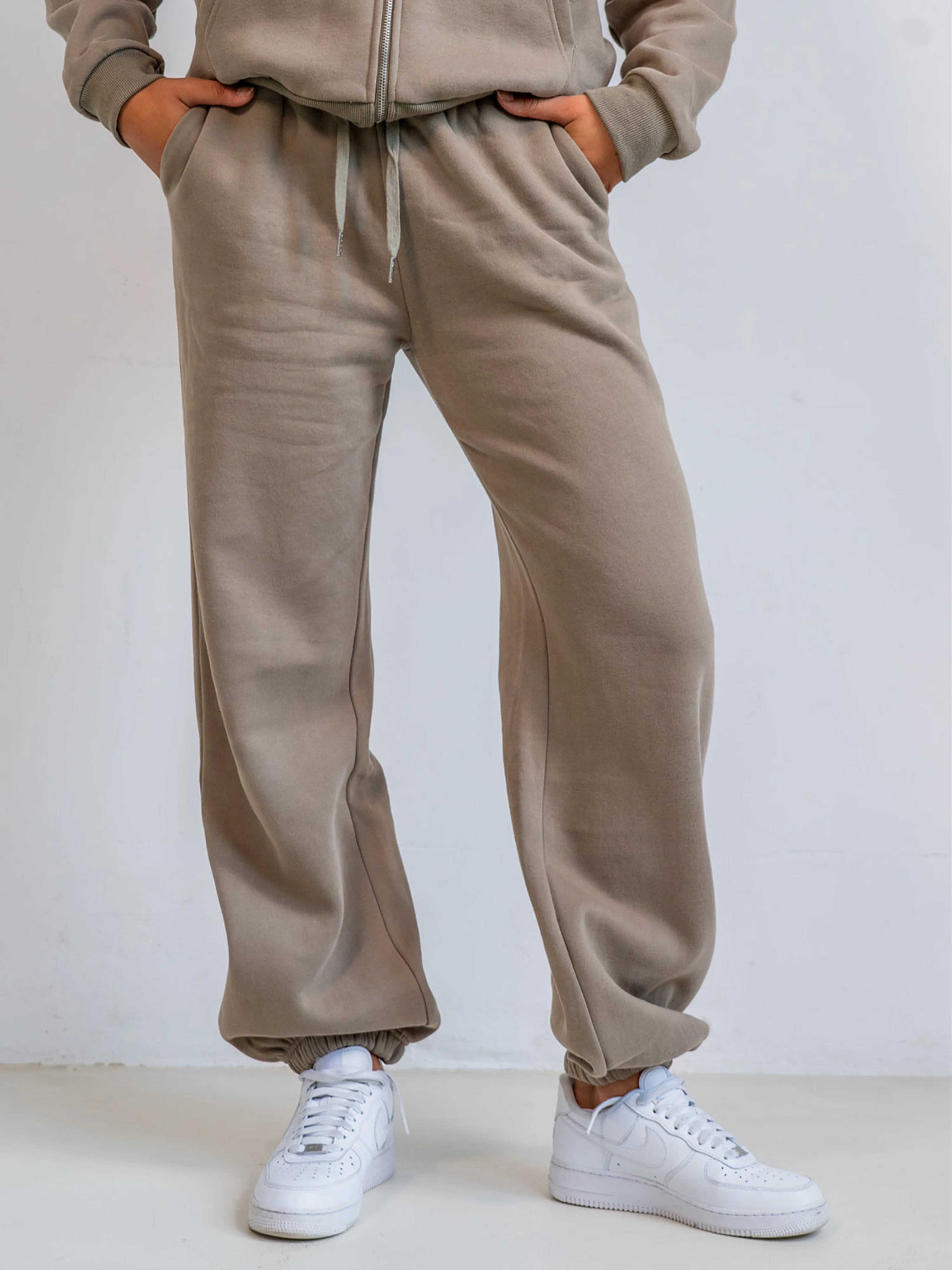 Khloé Jogger pants | Sage | Tall - Image 4