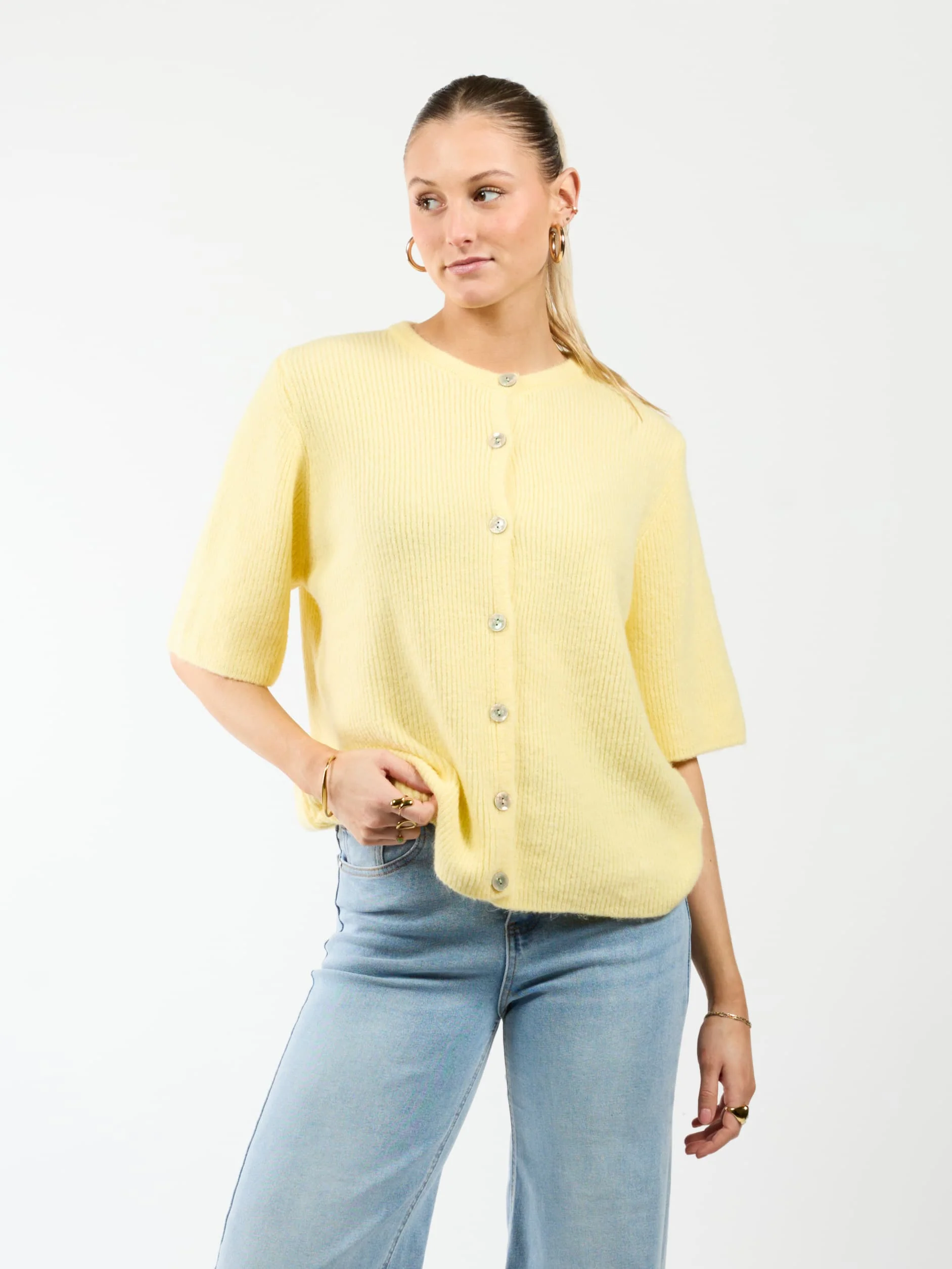 Lena Gebreid Vest met Knoopjes | Geel | Tall