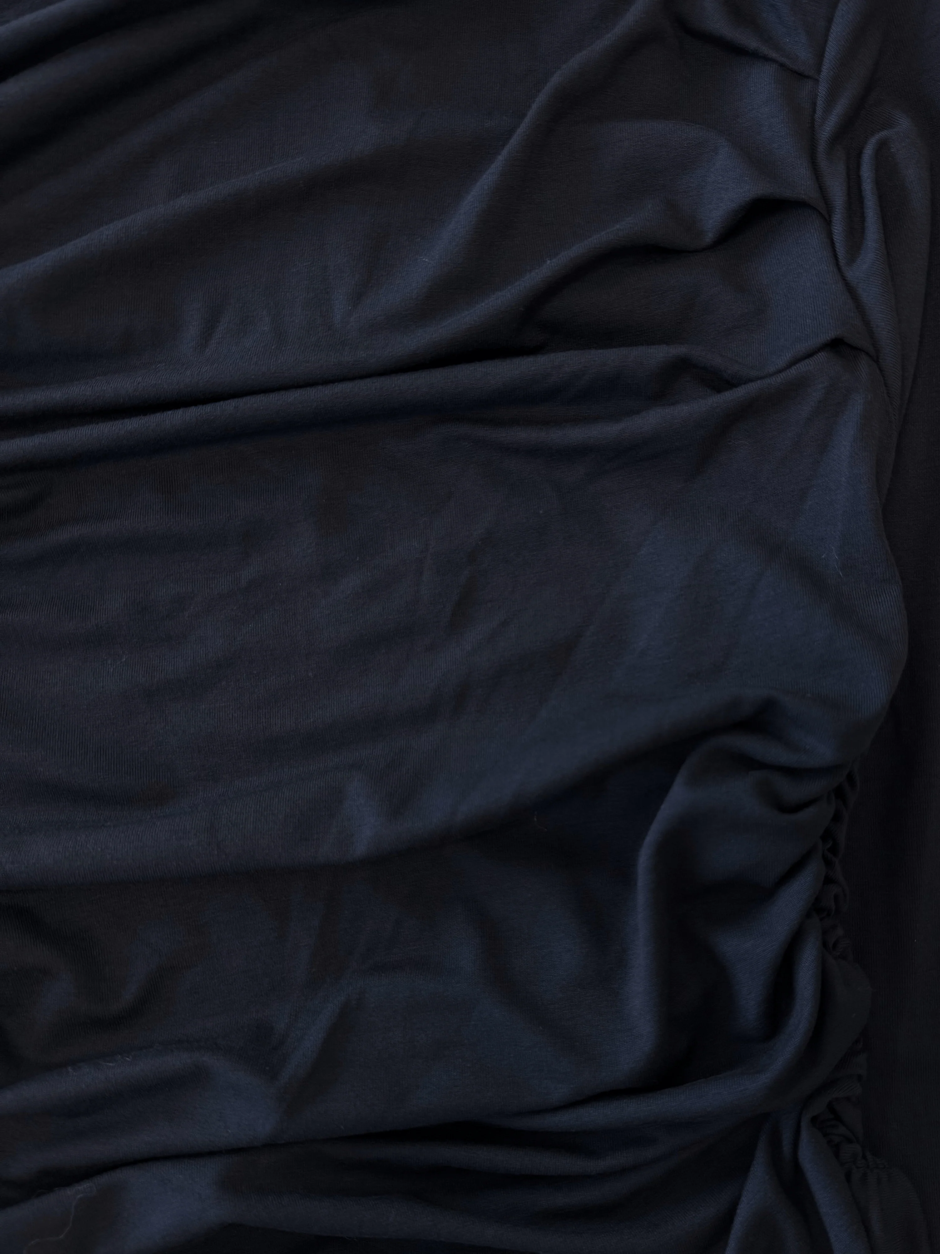 Lieke off shoulder top | Tall | Navy - Image 5
