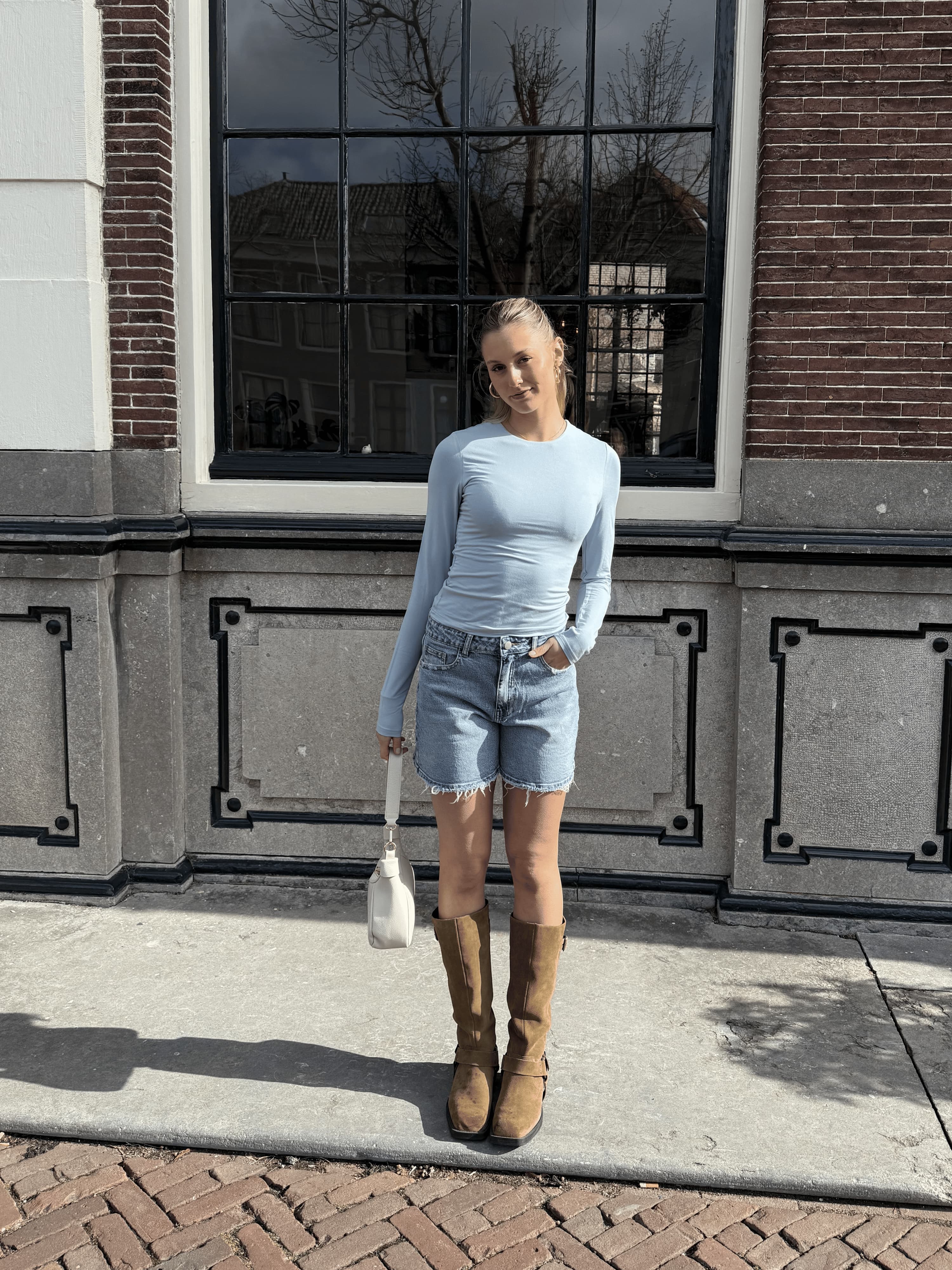 Liza long sleeve top | Lichtblauw | Tall - Image 6