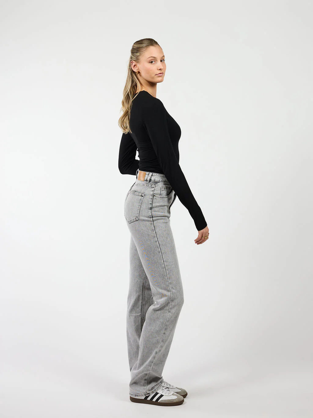 Lizza Straight Leg Jeans | Light grey | Stretch | Tall - Image 5