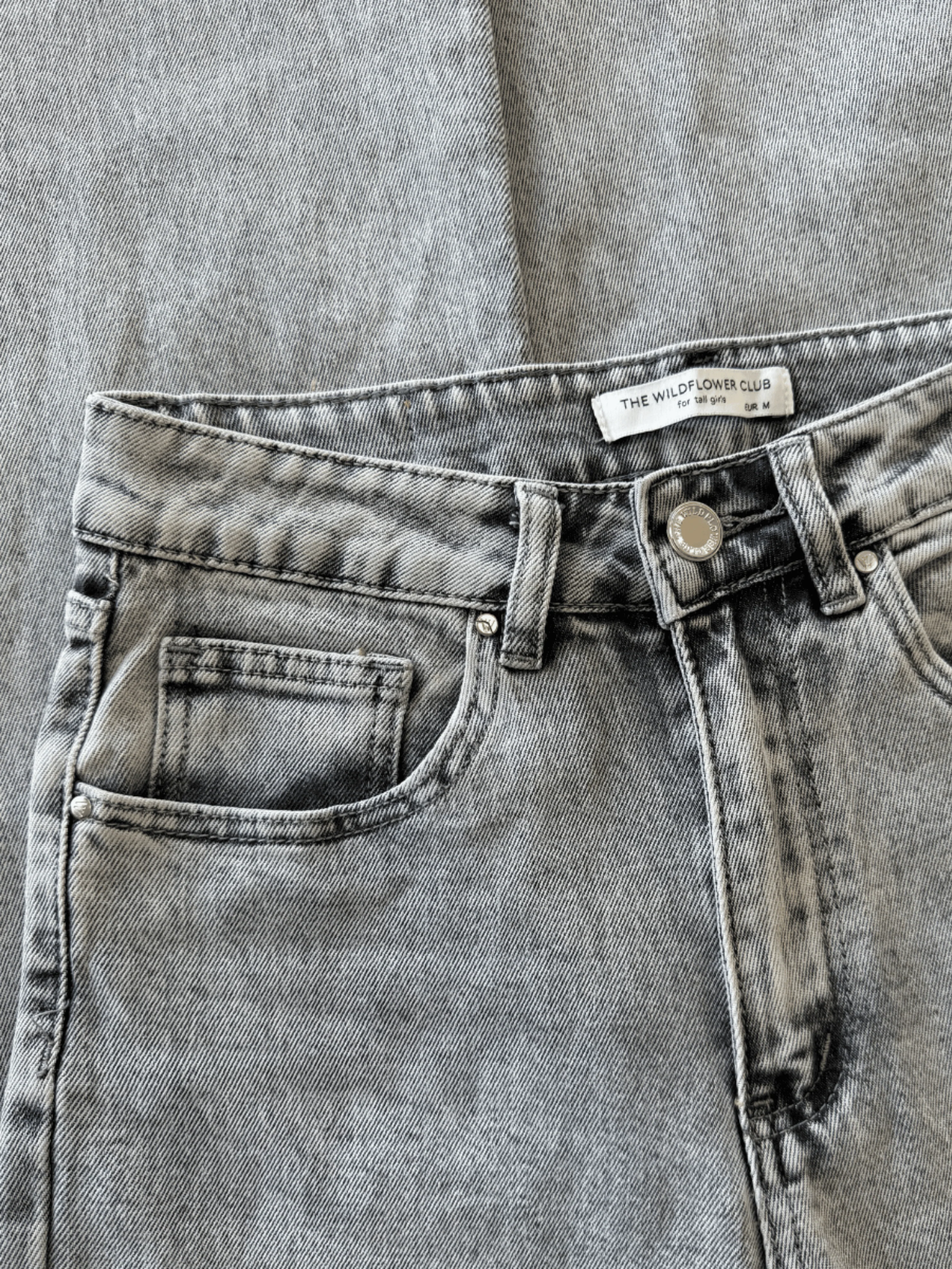 Lizza Straight Leg Jeans | Light grey | Stretch | Tall - Image 7