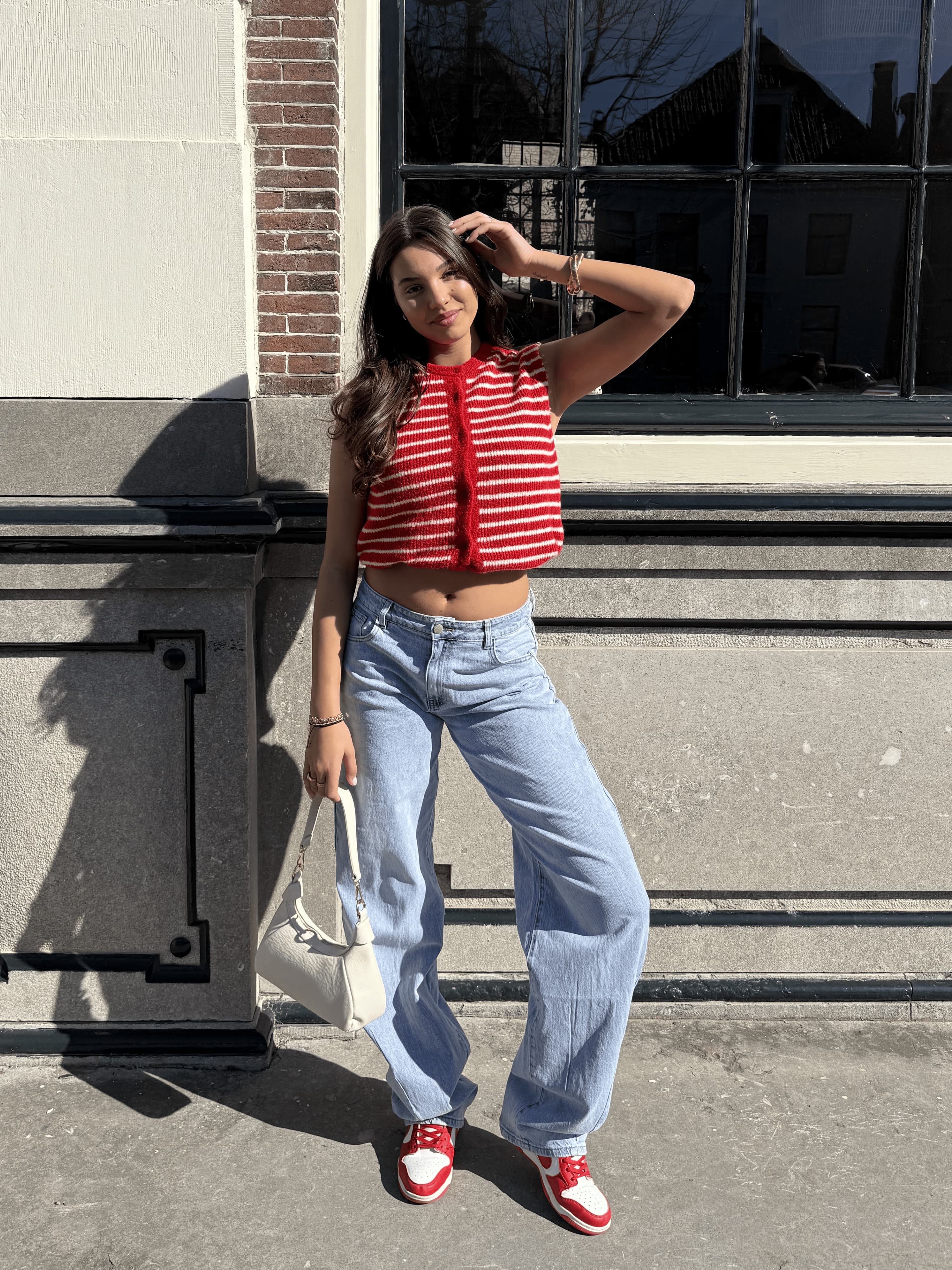 Lola Knitted Spencer met Knoopjes | Rood wit gestreept | Tall - Image 2
