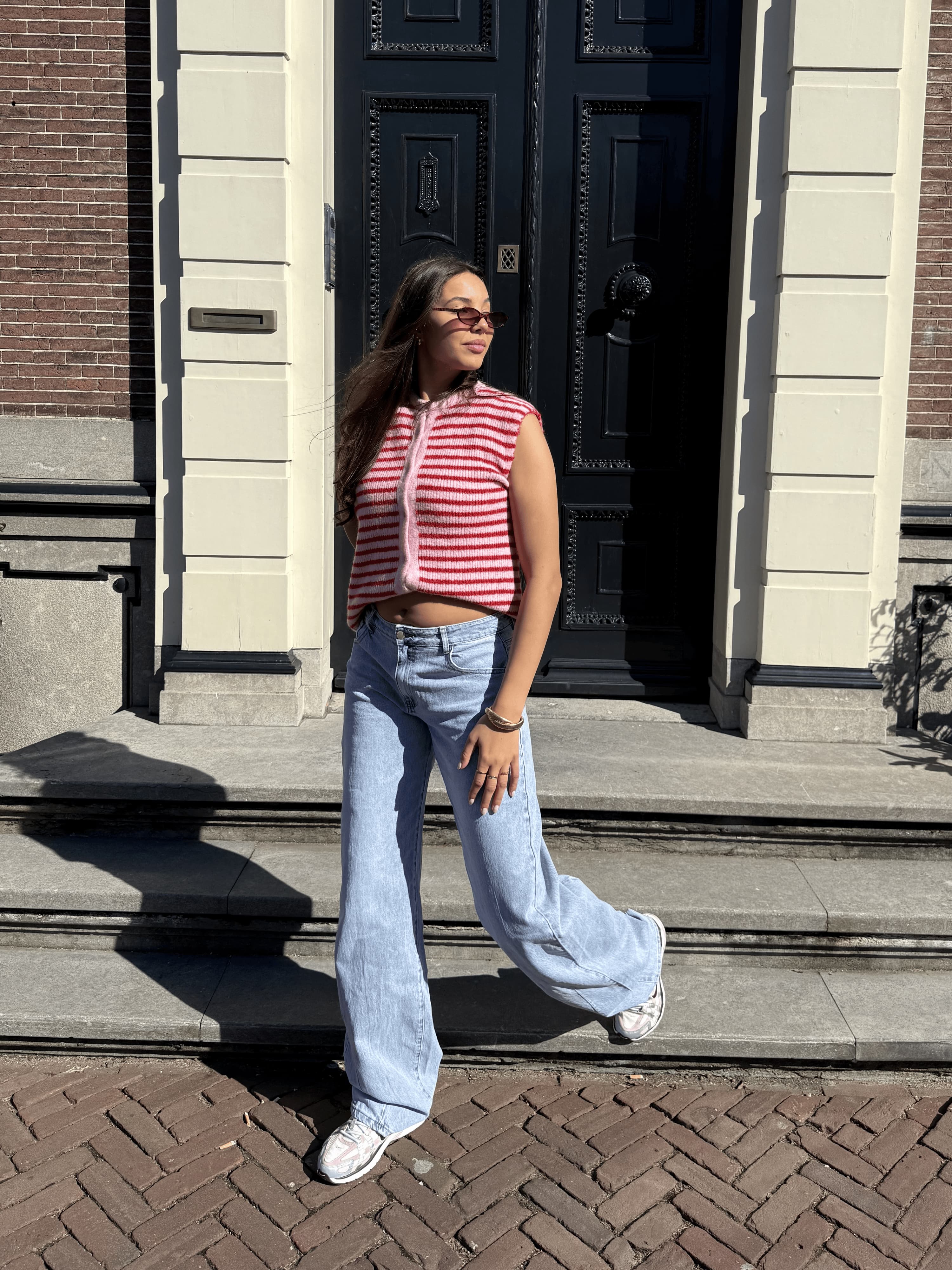 Lola Knitted Spencer met Knoopjes | Roze rood gestreept | Tall - Image 3