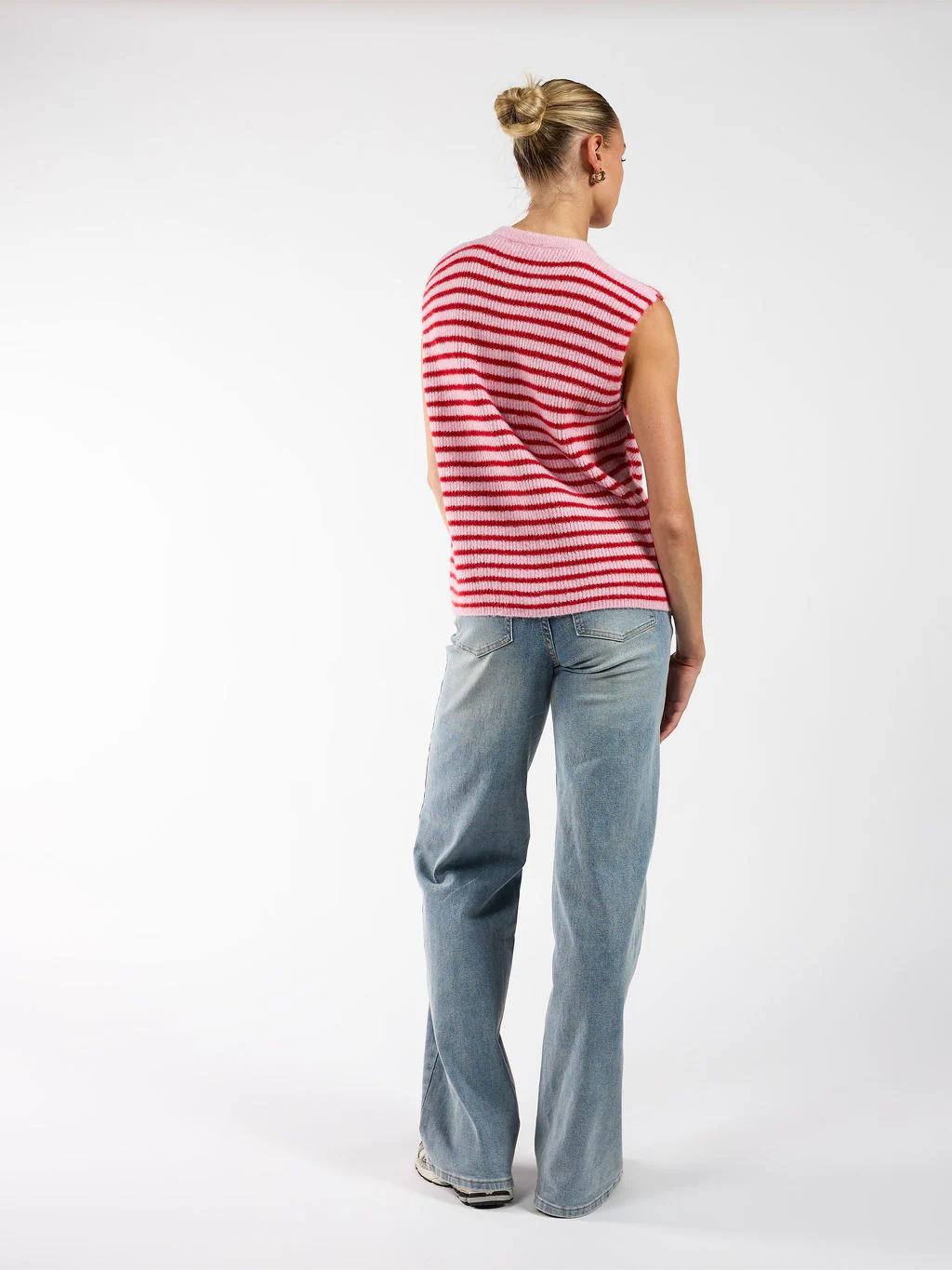 Lola Knitted Spencer met Knoopjes | Roze rood gestreept | Tall - Image 6