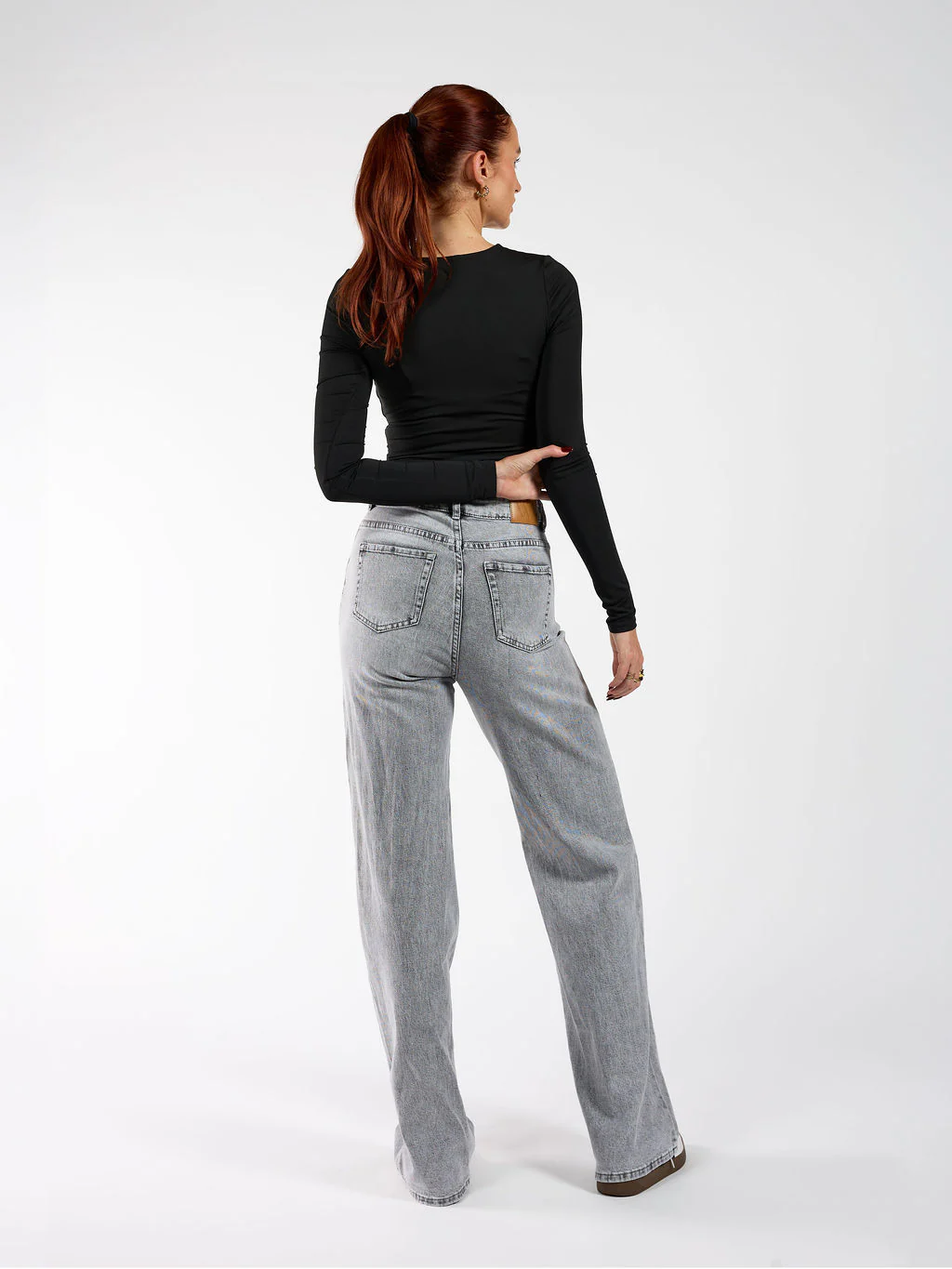 Lovi V-top | Zwart | Tall - Image 6