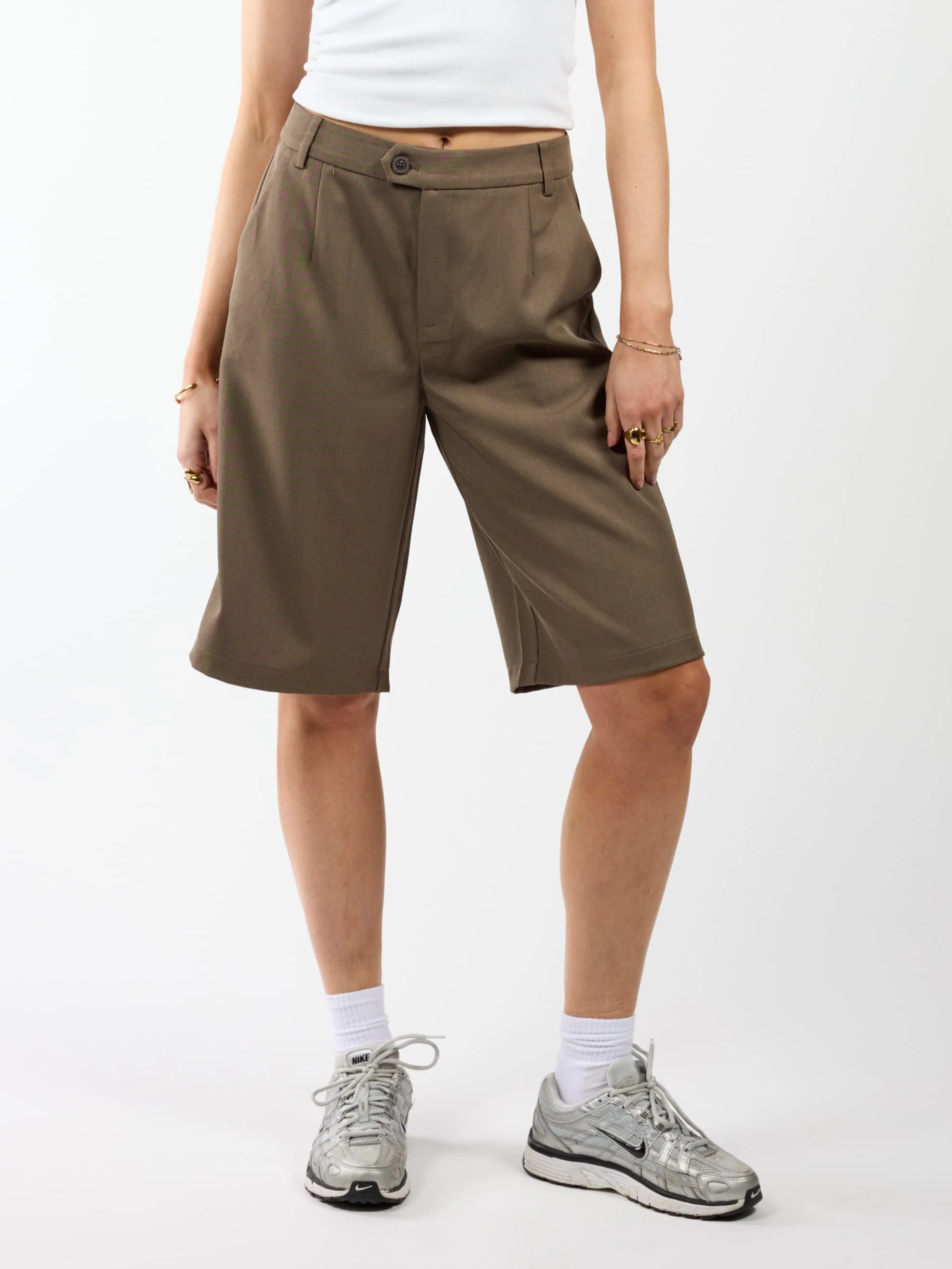 Mauv | Stoffen Jort | Earthy olive | Tall