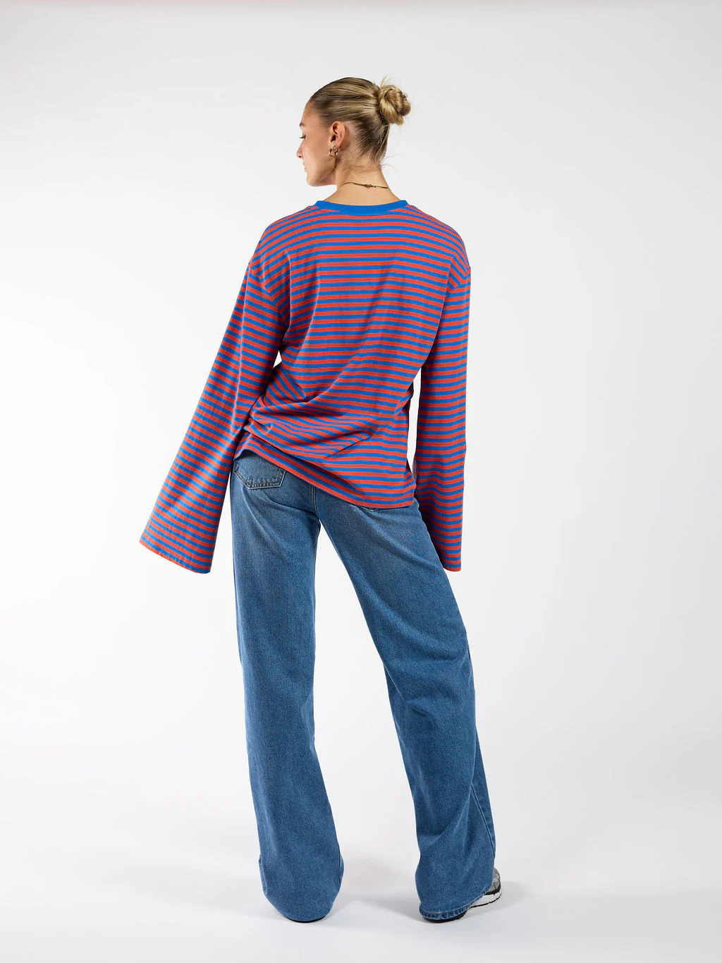 Nine Tee | Wijd uitlopende mouw | Gestreept blauw oranje | Tall - Image 8