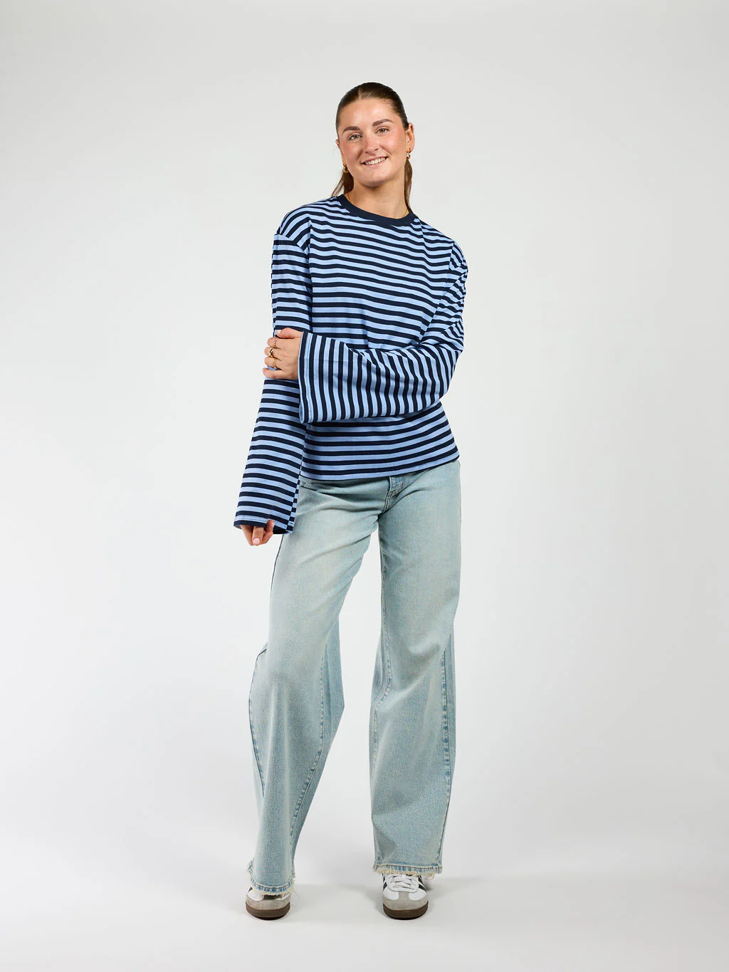Nine Tee | Wijd uitlopende mouw | Gestreept blauw | Tall - Image 5