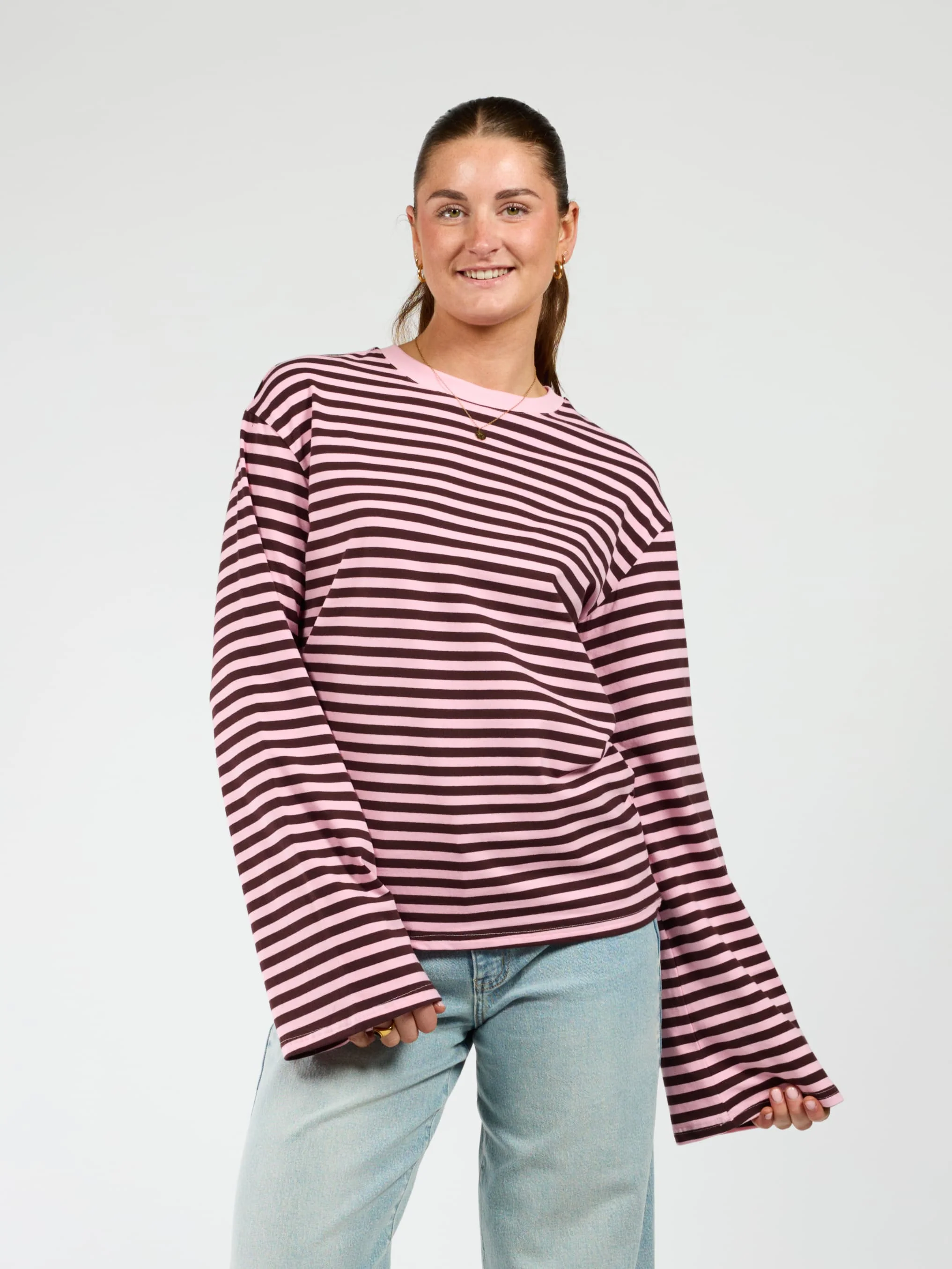 Nine Tee | Wijd uitlopende mouw | Gestreept roze bruin | Tall