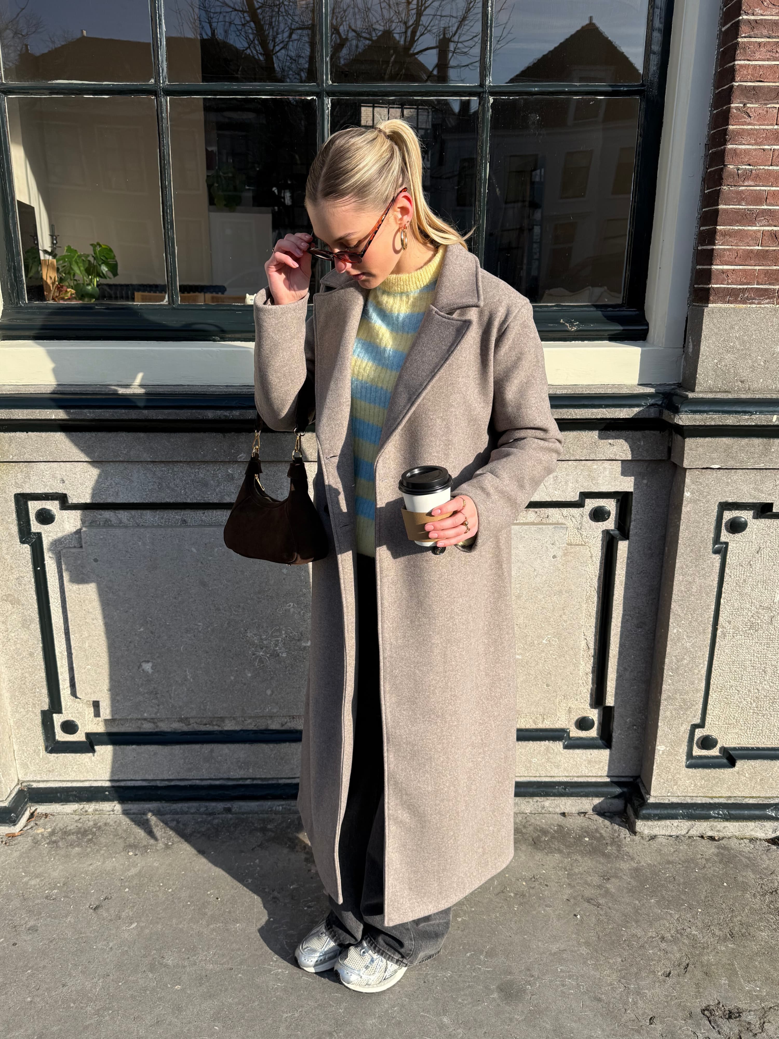 Noé Manteljas | Oversized | Taupe | Tall - Image 3