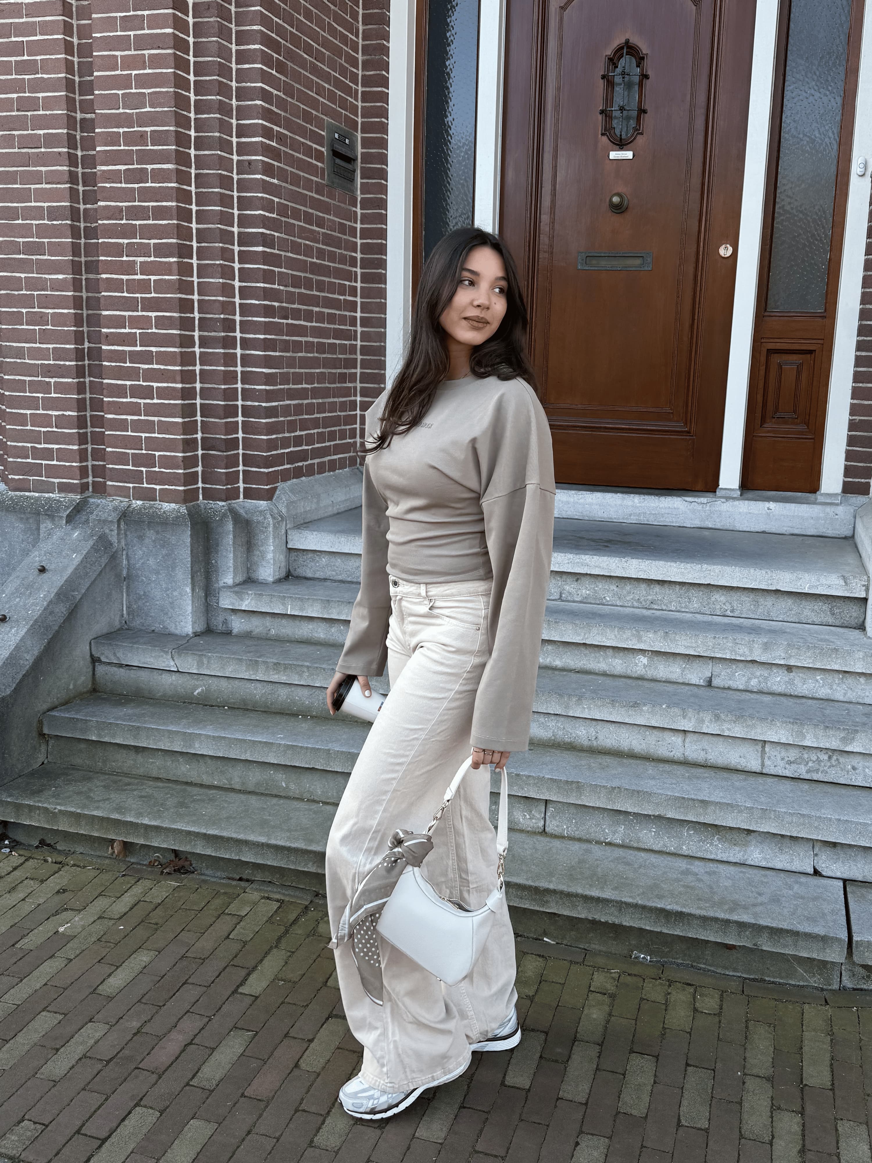 Sanna Tee | Taupe | Tall - Image 7
